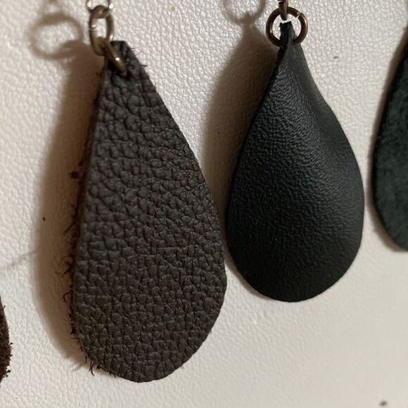 Women’s Waterdrop Earrings Leather 2 Pairs - Picture 4 of 4